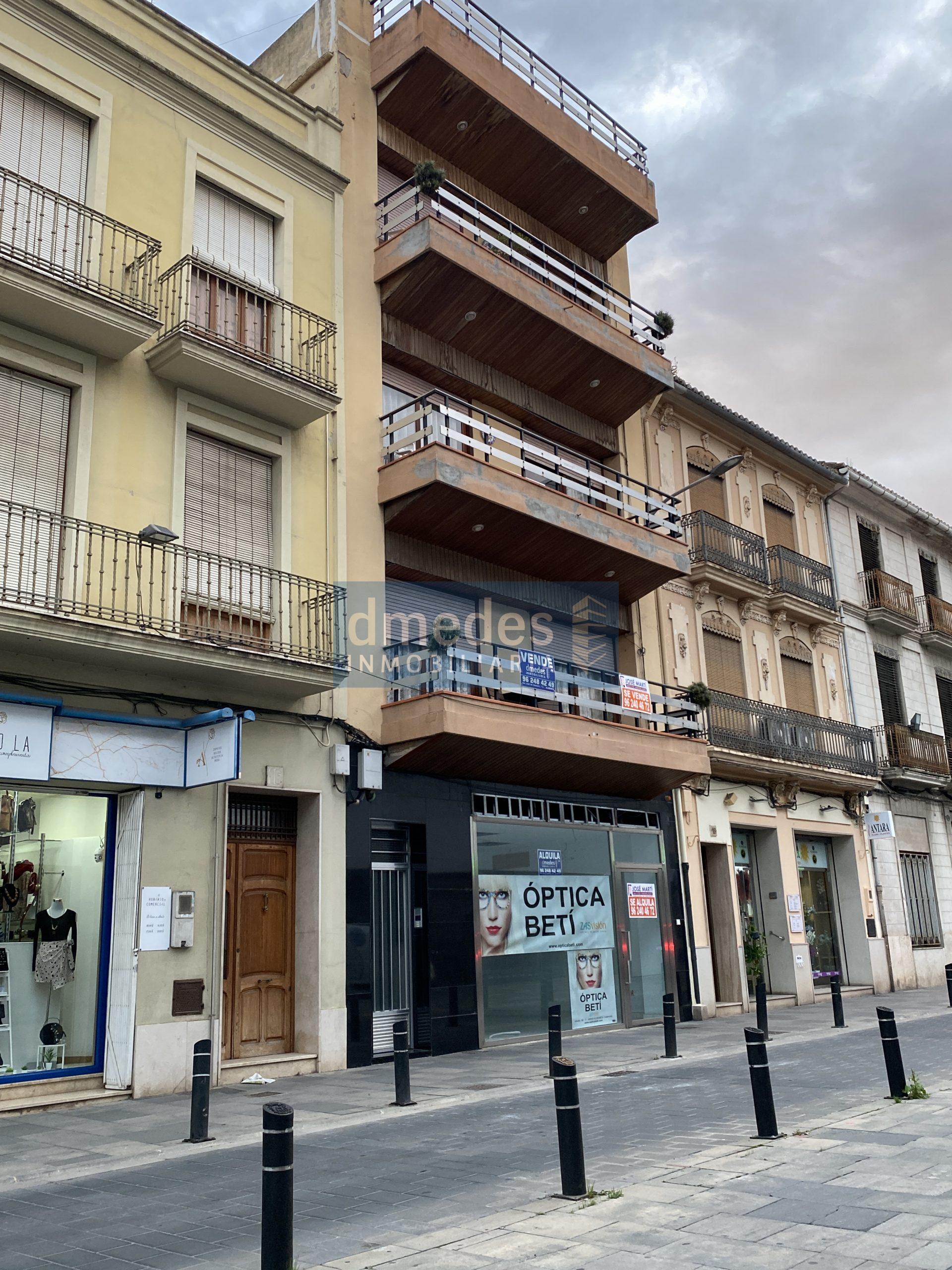 Edificio en venta en el centro de Algemesí